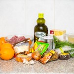 Ingredientele de care avem nevoie pentru tocană marocană de miel cu caise şi pentru cous-cous-ul cu fructe confiate